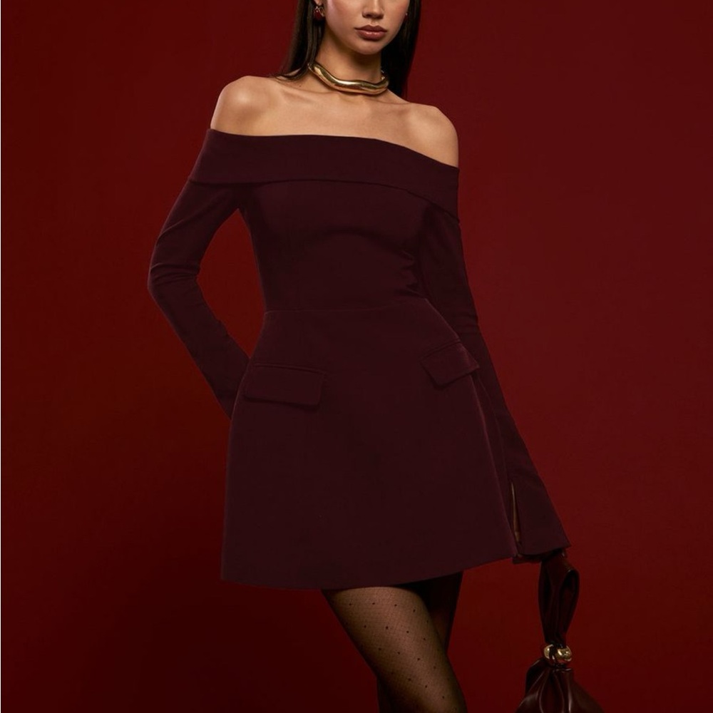 Commense Burgundy Off-Shoulder Mini Dress